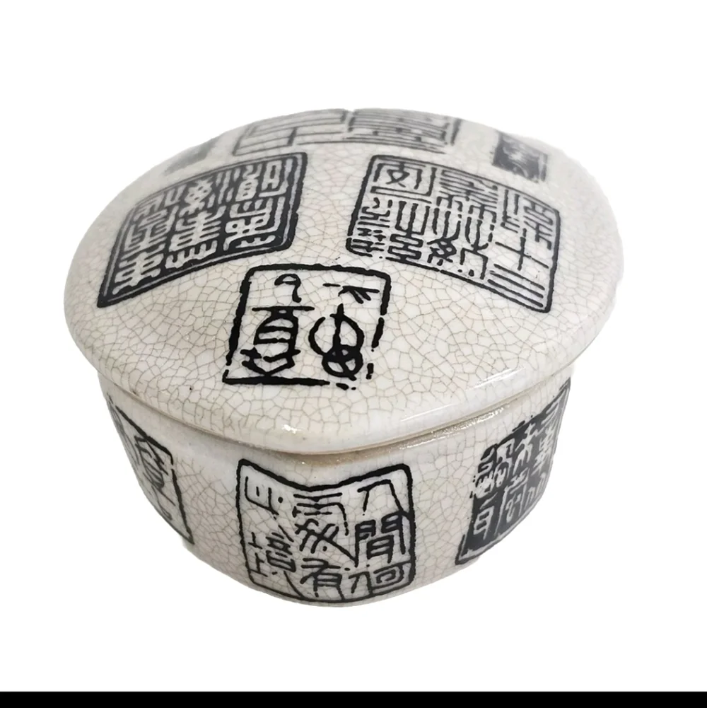 Rare Unique Chinese Chinoiserie Print Ceramic Jewelry Lided Turtle Trinket Box